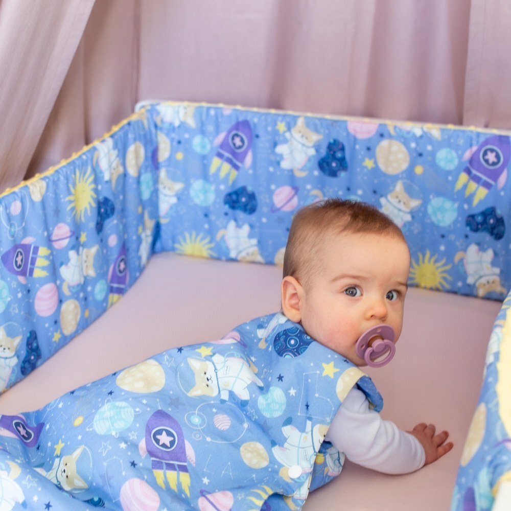 La Millou波蘭 抗菌竹纖涼感防踢被/防踢背心分腿扣(70cm)｜星空胖柯基(藍底)