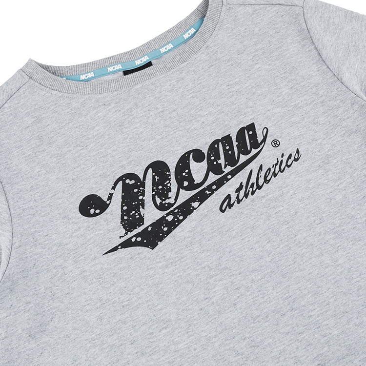 NCAA純棉印花短袖上衣,灰/黑,  下擺抽繩,草寫NCAA呈現休閒感搭配 74221121