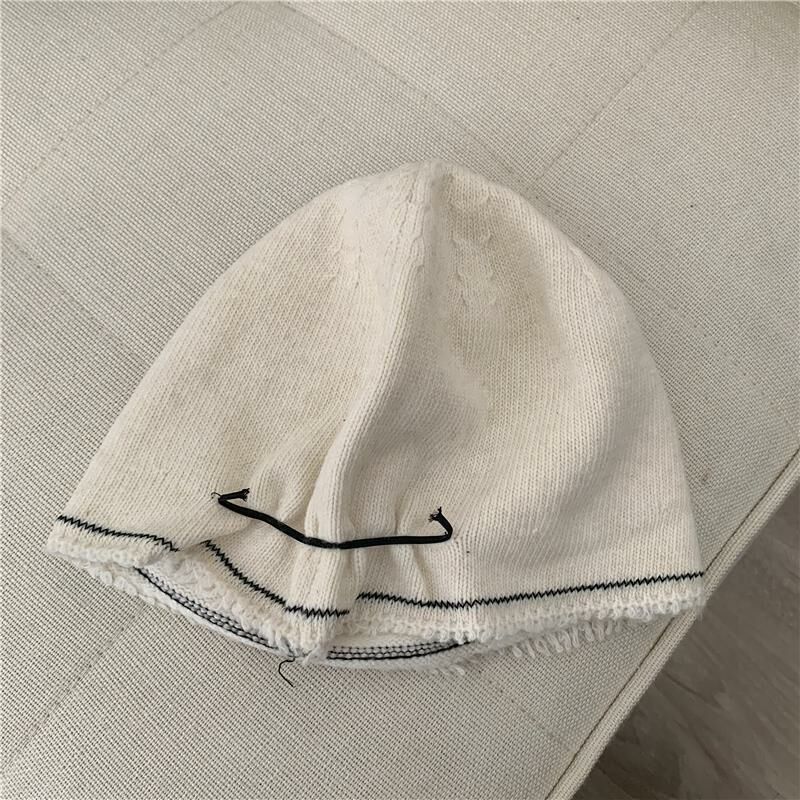 Hot Selling Dui Dui Hat Ear Protection Baotou Cold Hat Knitted Hat (One Size (54-60cm) White)