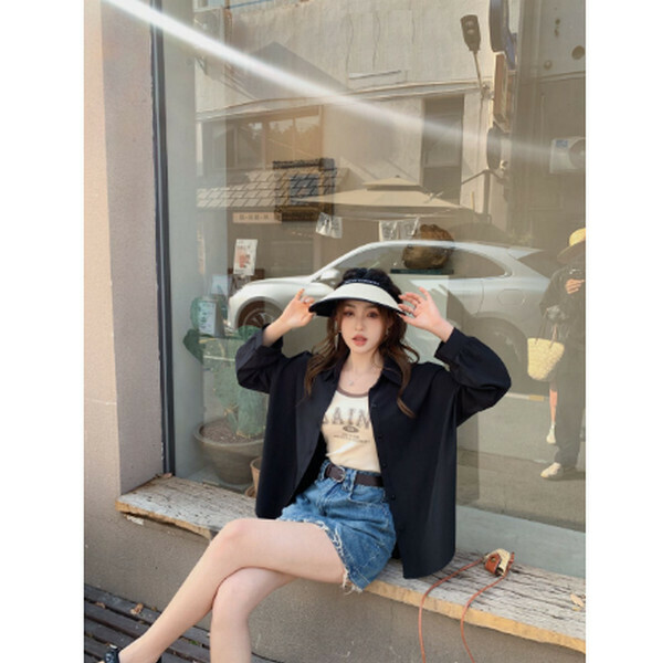 Summer light and breathable sunscreen shirt [black] [M-L size] [Contact customer service to confirm size after placing an order]