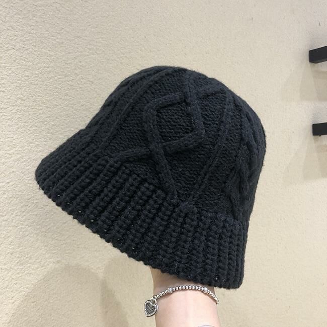Hot selling knitted bucket hat pullover hook pattern short brim fisherman hat (one size fits all (56-58cm) black four-sided line velvet bucket)