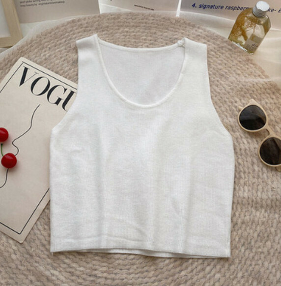 Early Autumn Knitted Vest Vest (White) [One Size]