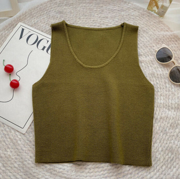 Early Autumn Knitted Vest Vest (Dry Grass Green) [One Size]