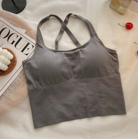 Solid color cropped cross camisole with chest pad (gray) [one size]