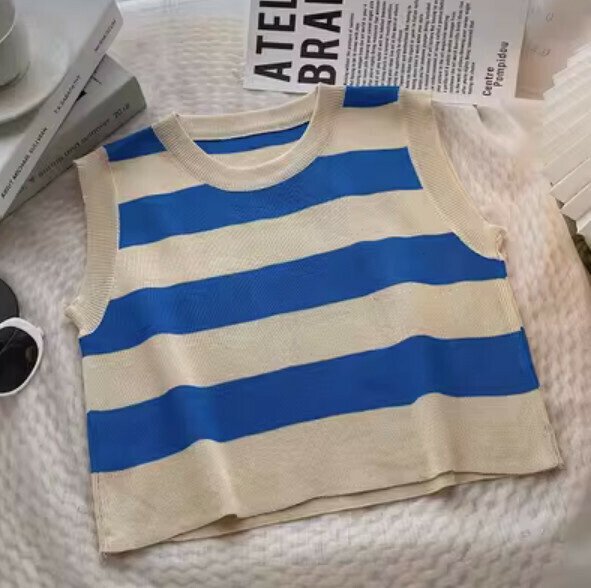 Color-blocked crewneck cropped pullover knit vest (blue) [one size]