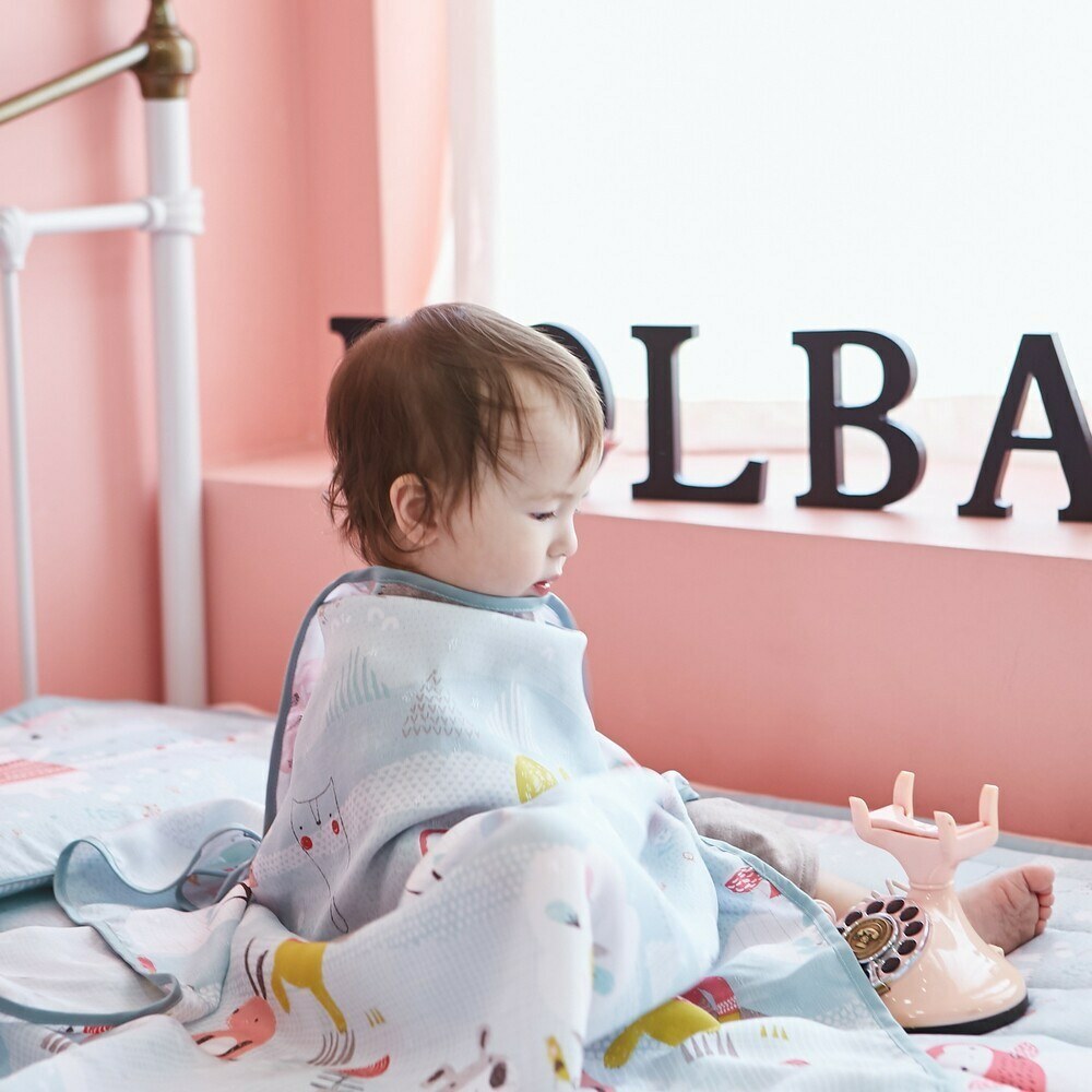 lolbaby韓國 Rayon防靜電輕薄柔軟三合一枕被床墊組｜繽紛動物園