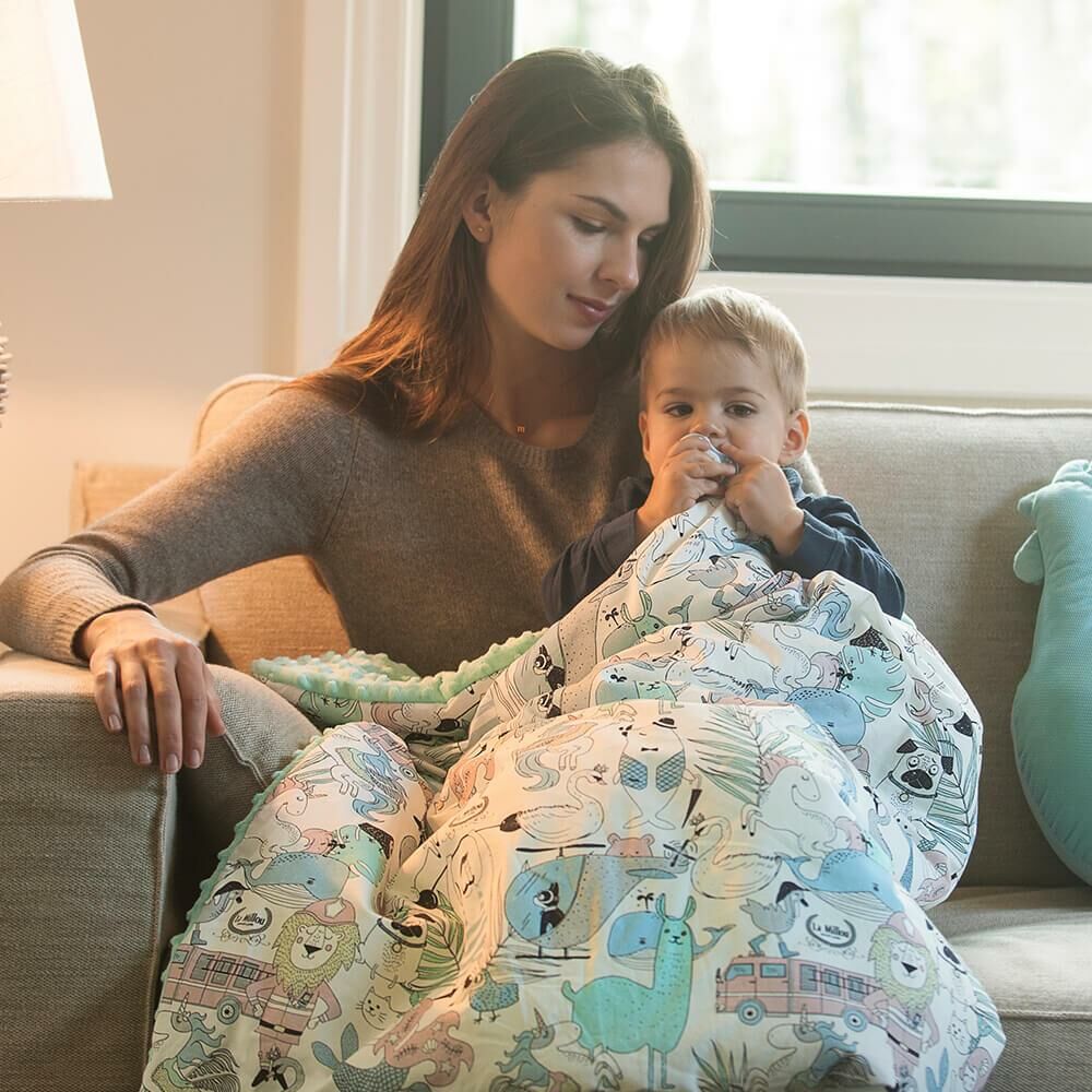 La Millou波蘭 暖膚豆豆毯｜北極好朋友(藍底)｜哥倫比亞藍