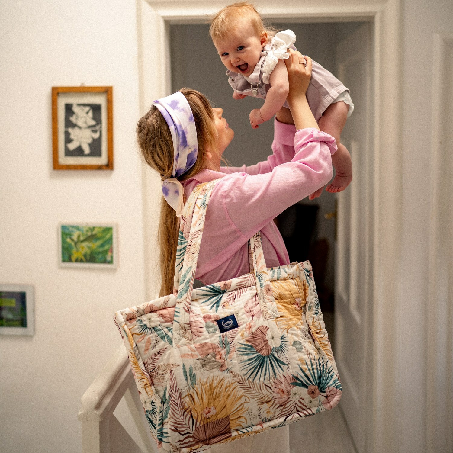 La Millou波蘭 Molette 舒適絨布 ‧ 旅行媽媽包｜棕櫚美妍花(綠底)