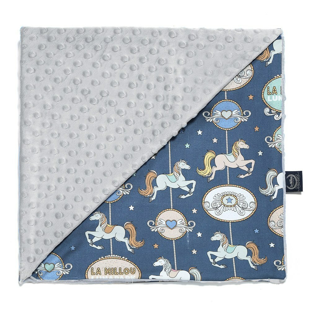 La Millou波蘭 單面巧柔豆豆毯｜旋轉小木馬(藍底)｜牛奶星空灰