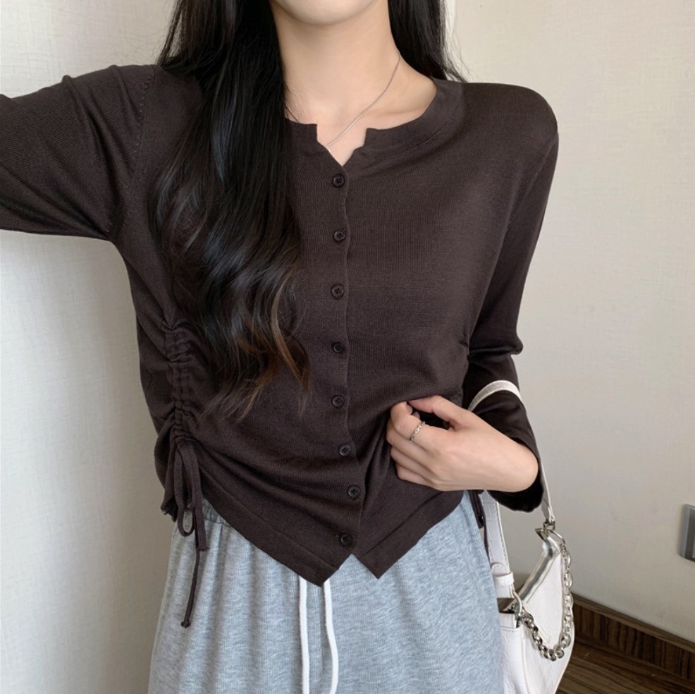 Hot selling niche drawstring long-sleeved bottoming shirt for women (coffee color) (size: one size fits all)