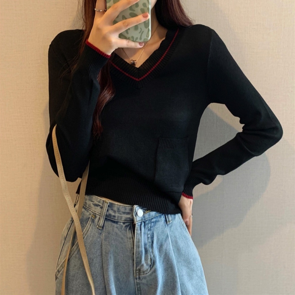 Hot selling slimming knitted bottoming shirt for women V-neck sweater (black) (size: one size fits all)
