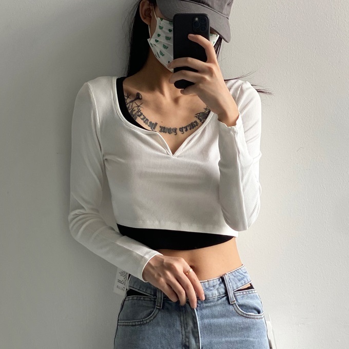 Hot selling contrasting fake two-piece long-sleeved T-shirt (white) (S/M size) (contact customer service after placing the order to confirm the delivery size)