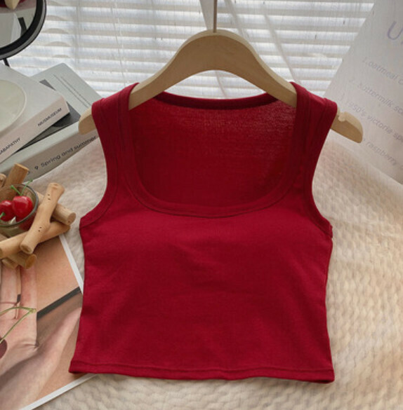 Square Neckline Exposed Collarbone Cropped Pullover Vest (Red) [One Size]