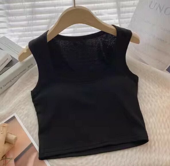 Square Neckline Exposed Clavicle Cropped Pullover Vest (Black) [One Size]