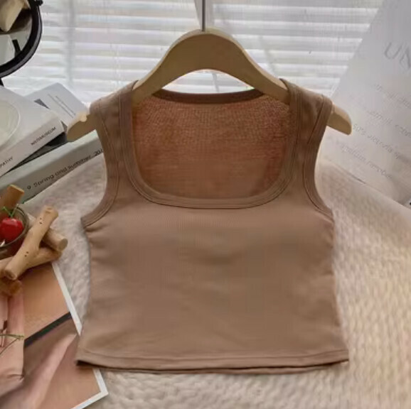 Square Neck Exposed Clavicle Short Pullover Vest (Card Color) [One Size]