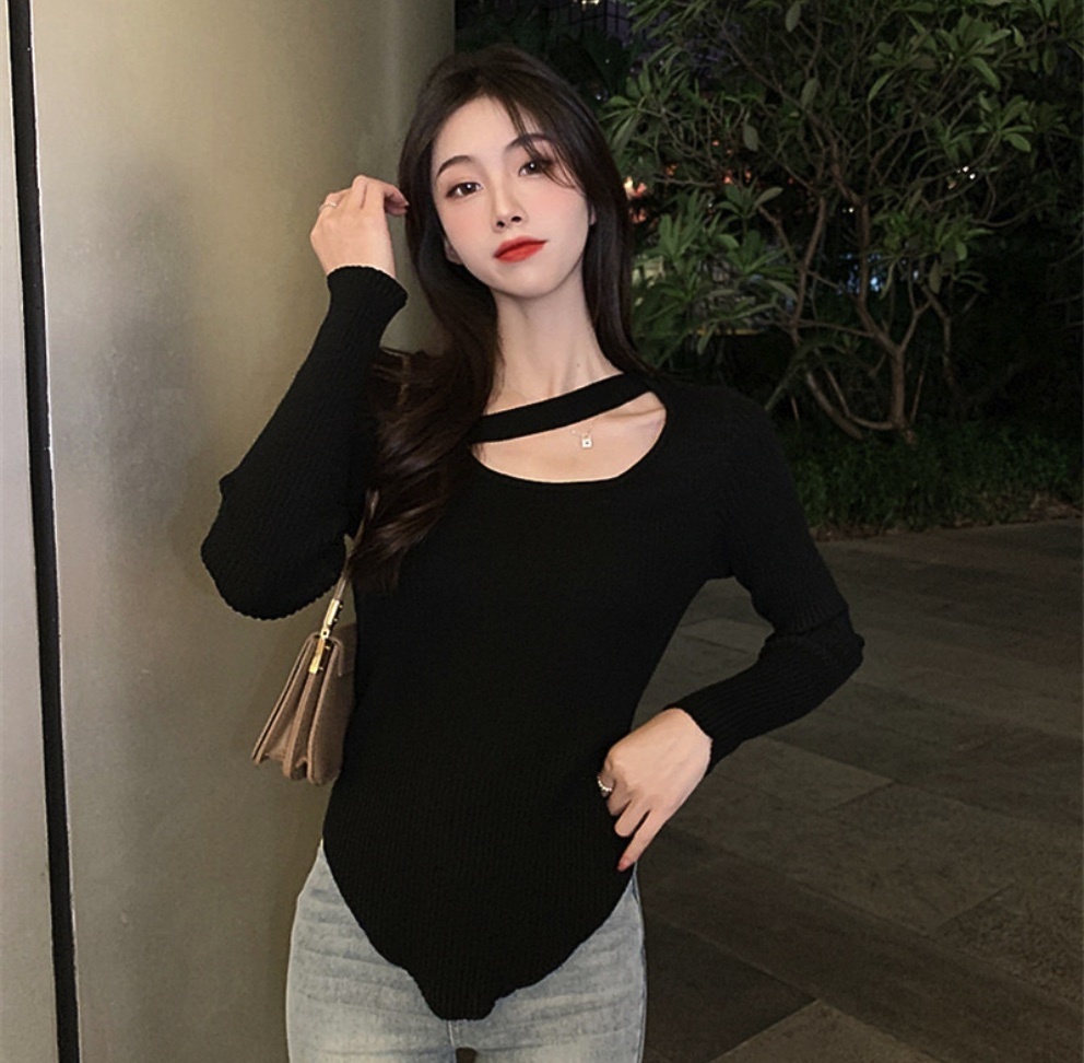 Hot Selling Collarbone Top Design Niche Sweater Sweater (Black) (Size: One Size)