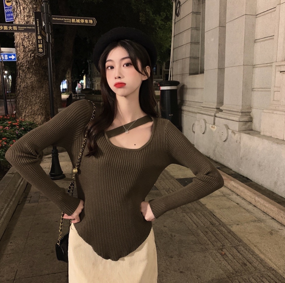 Hot selling clavicle top design niche sweater and sweater (brown) (size: one size fits all)