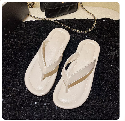 Simple Clip-on Beach Shoes (Beige/35-40 Size) (Contact Customer Service to confirm the shipping size after placing the order)