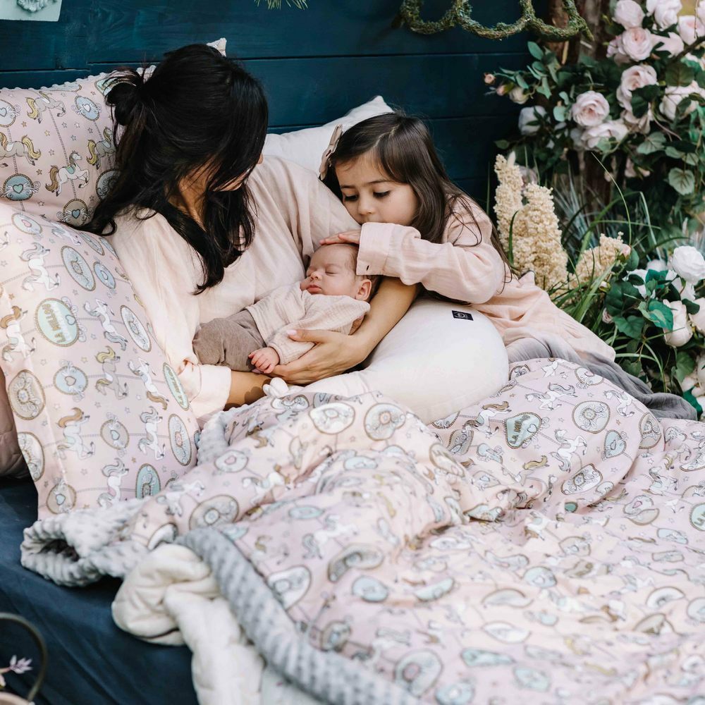 La Millou波蘭 單面巧柔豆豆毯大人款(140x220cm)｜旋轉芭蕾舞｜粉嫩氣質膚