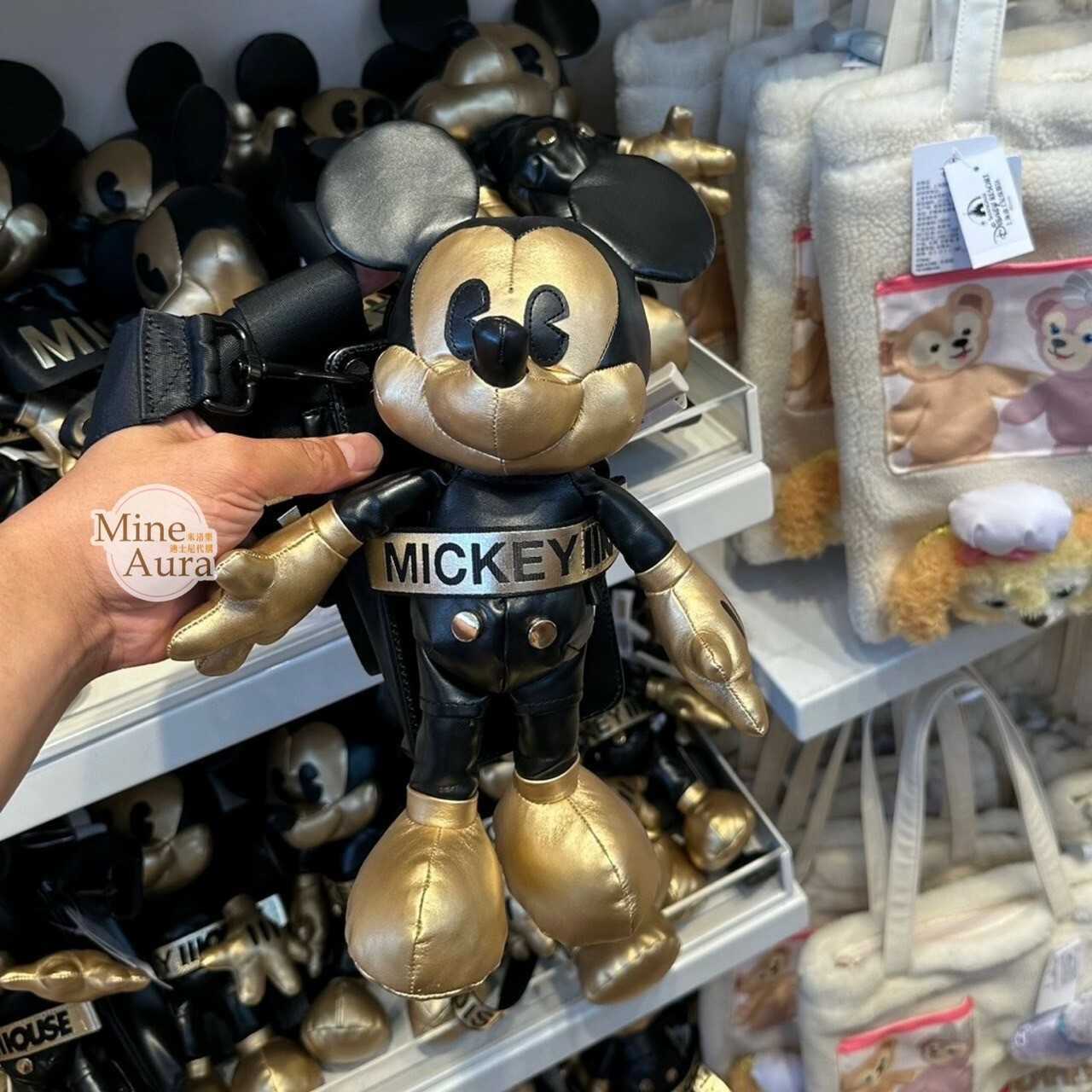 (限時特價) 米奇 Mickey 黑金皮質設計 斜背 手機包 小包 -上海迪士尼樂園