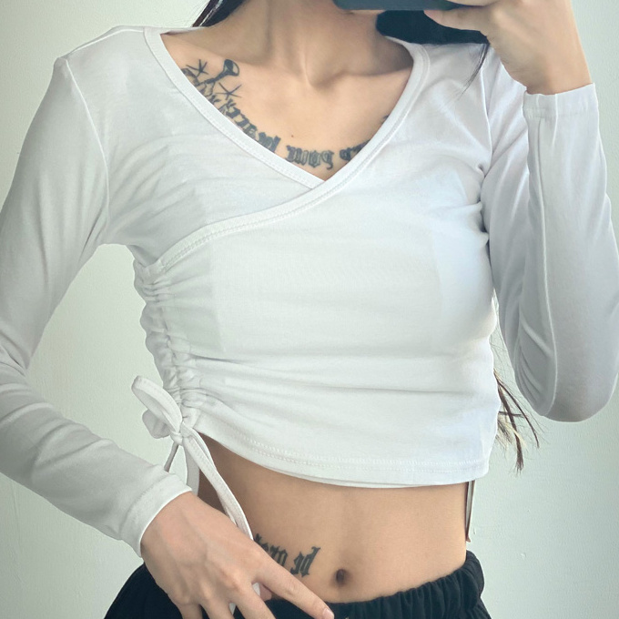 Hot selling single-sided drawstring cross V-neck long-sleeved T-shirt (white) (S/M size) (contact customer service after placing the order to confirm the delivery size)