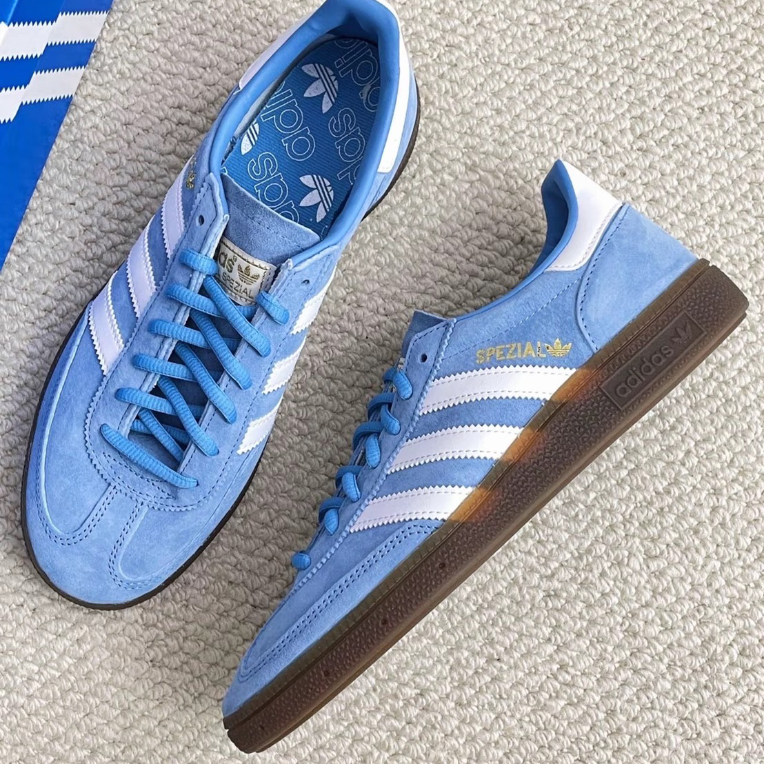 ADIDAS ORIGINALS HANDBALL 寶寶藍 天空藍 藍白 麂皮 復古 德訓鞋 男女同款 復古休閒鞋 BD7632