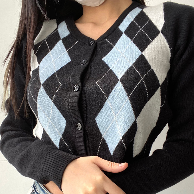 Hot selling diamond long-sleeved knitted cardigan (black) (size S-L) (contact customer service after placing the order to confirm the delivery size)