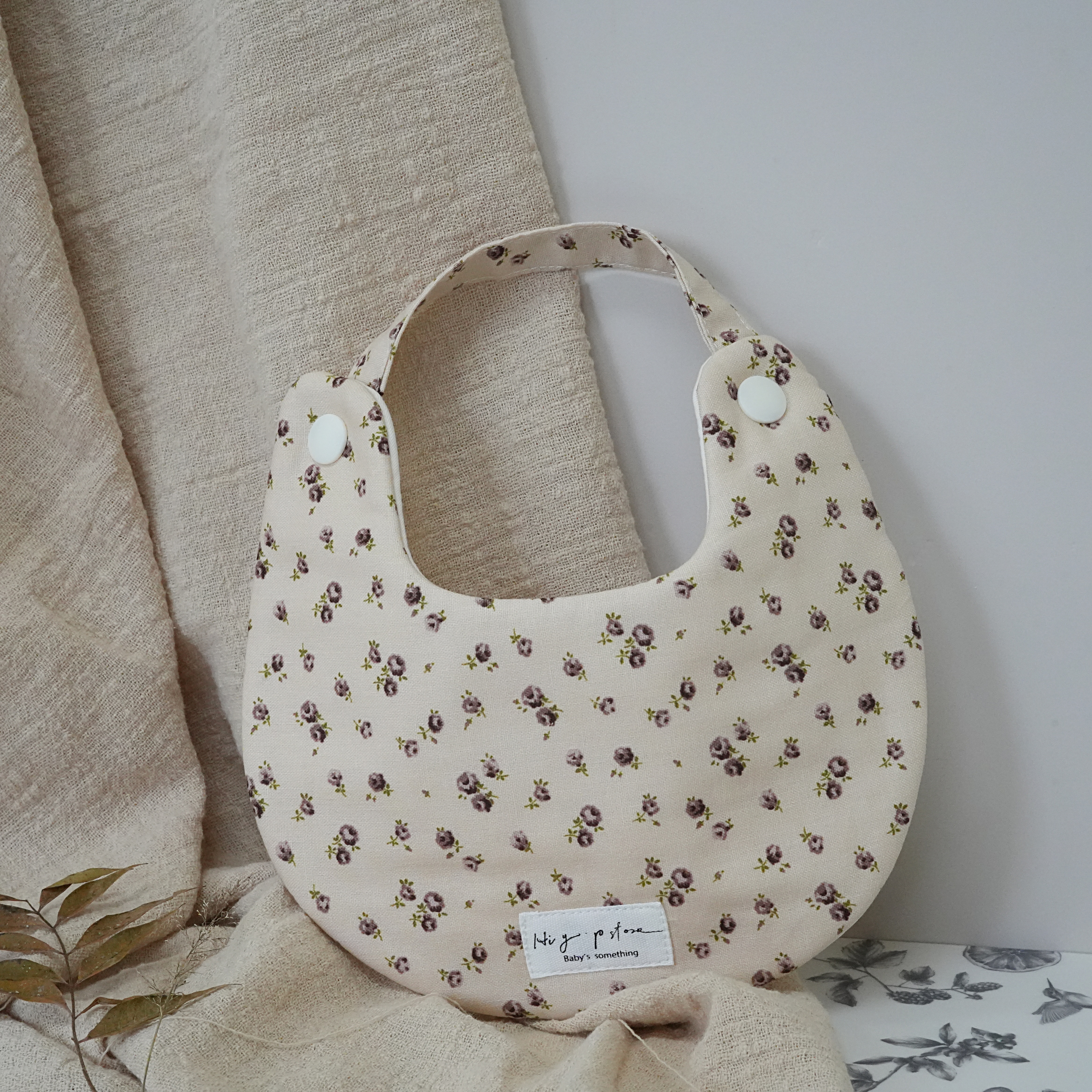 Hi Y.P store-手作圍兜-迷你薔薇