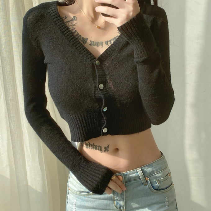 Hot selling short long-sleeved knitted cardigan (black) (S/M size) (contact customer service after placing the order to confirm the delivery size)