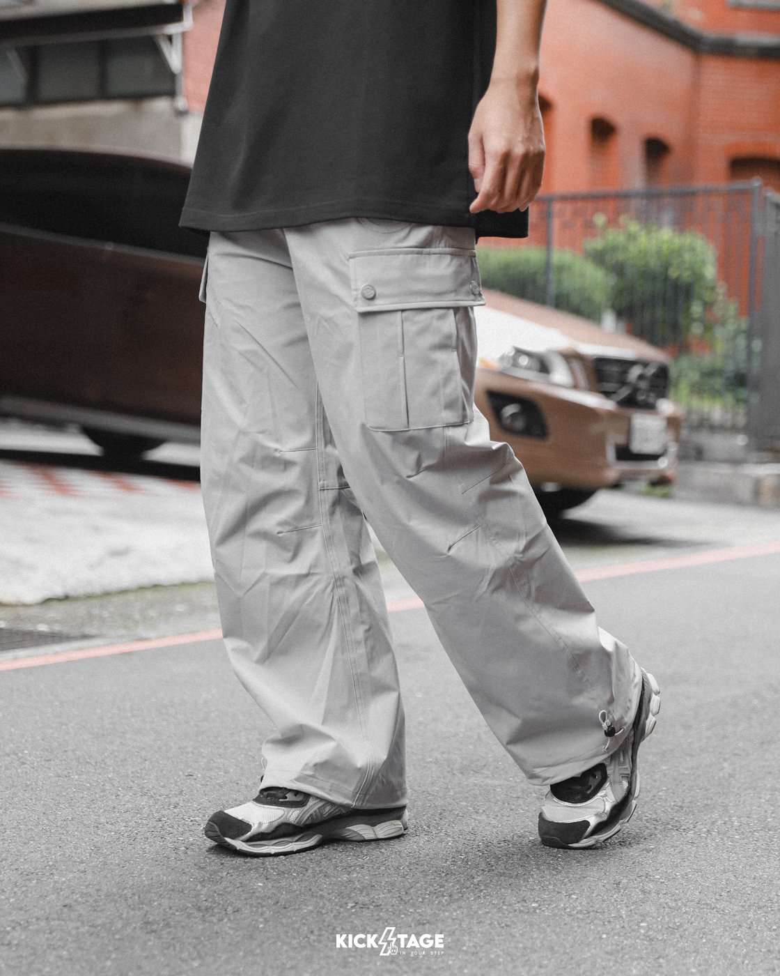 男款 PALLADIUM CARGO PANTS  灰 黑 大口袋 機能 工裝 抽繩 長褲【109726】
