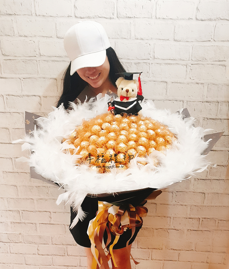 金色100朵金莎花束,100 graduation bear Ferreo rocher bouquet