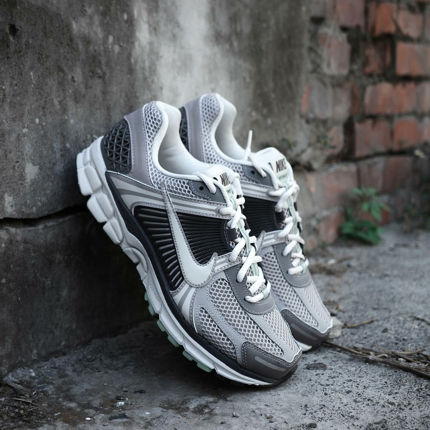 W Nike Air zoom Vomero 5 黑巧薄荷 (FB8825-001 )