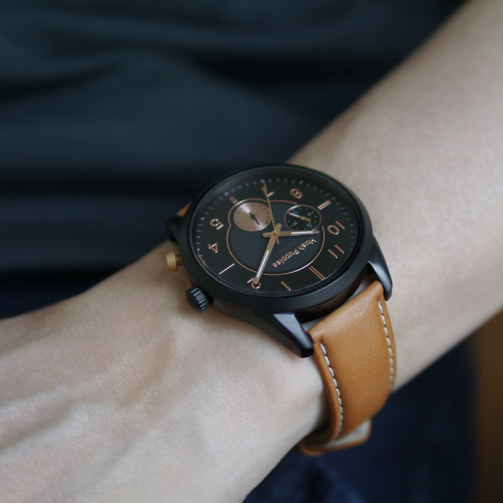 Singature 冒險家雙眼腕錶