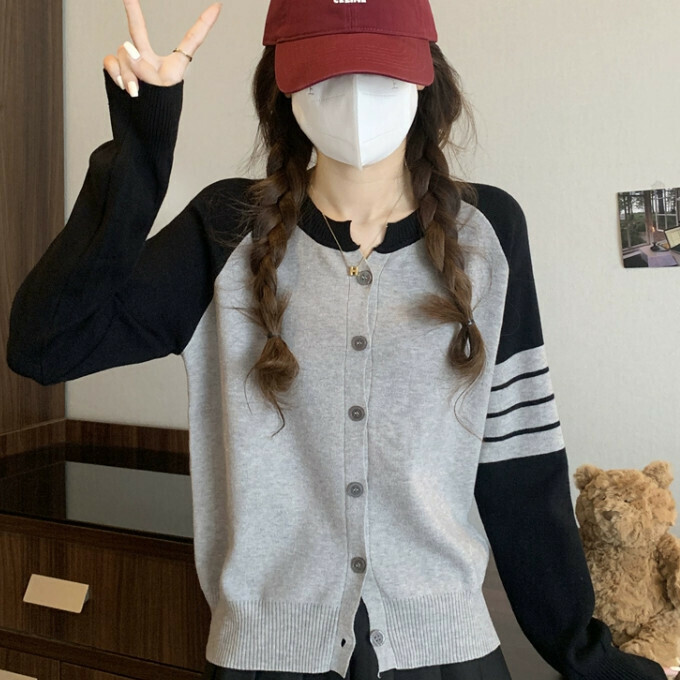 Hot Selling Striped Raglan Sleeve Sweater (One Size) (Gray)