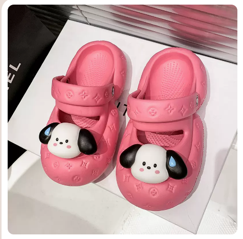 Cartoon sandals with a feeling of-like hole (rose red/size 35-40) (contact customer service to confirm the shipping size after placing an order)