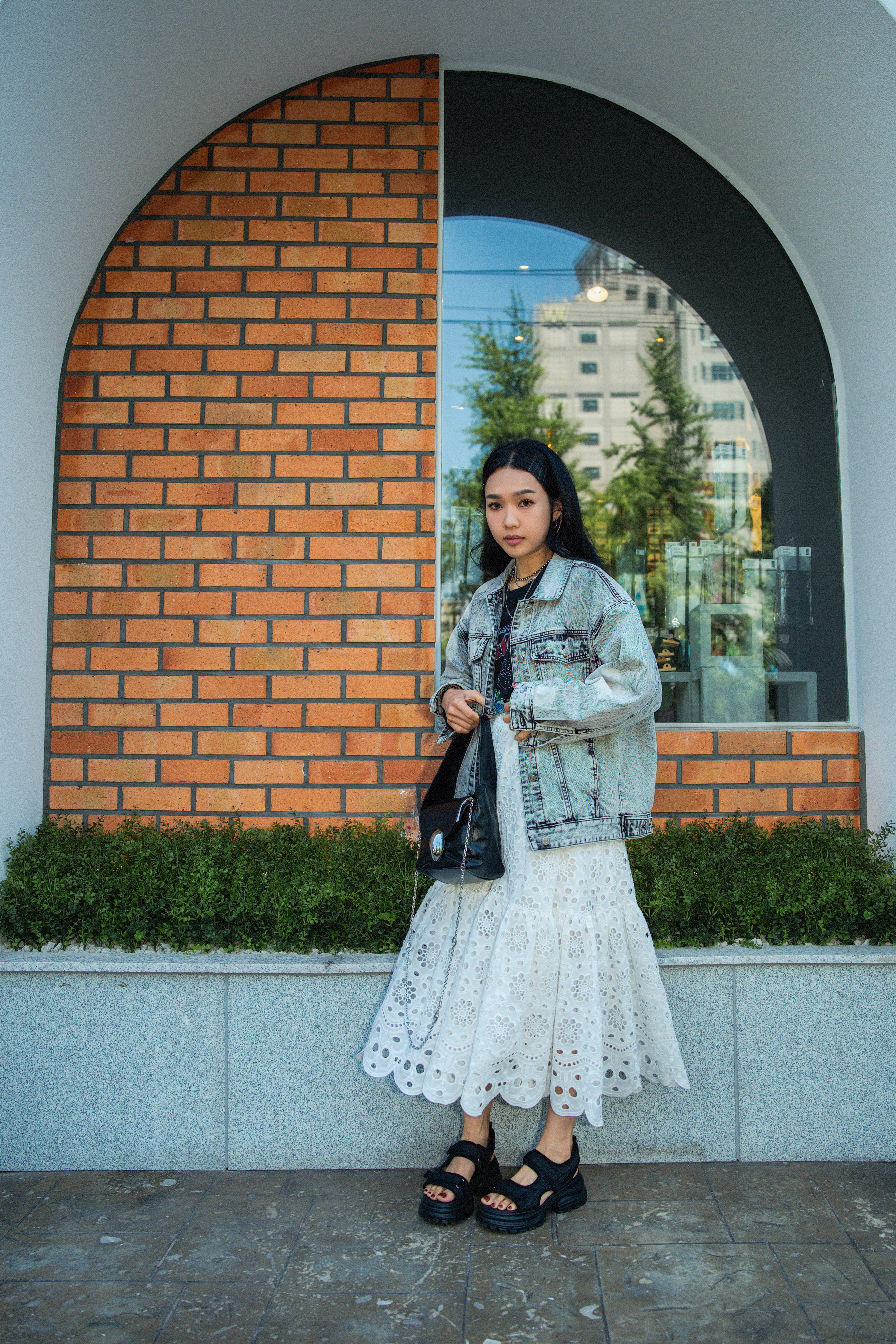 造型 927（外套＋上衣＋半截裙）