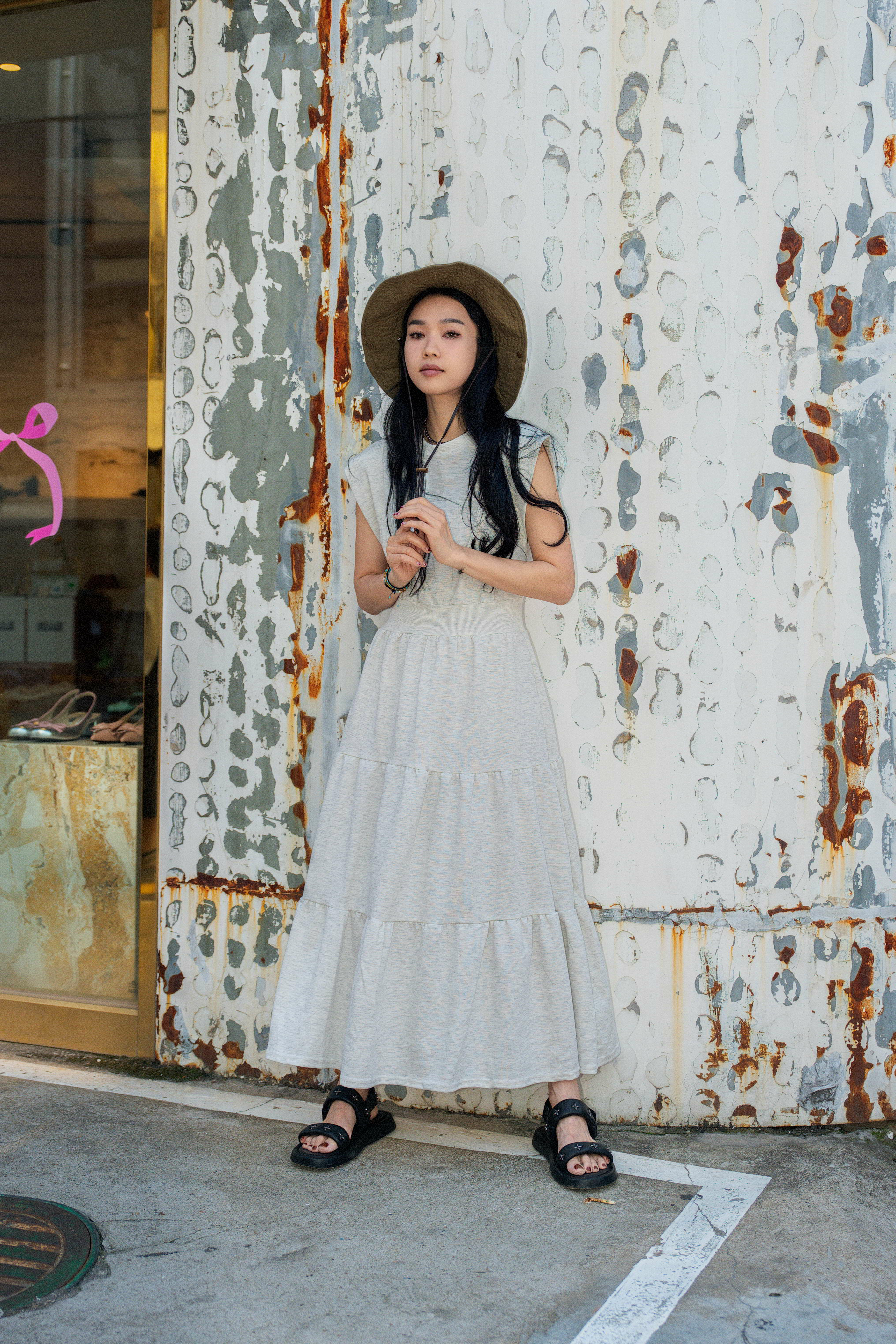 造型 932（帽＋連身裙）