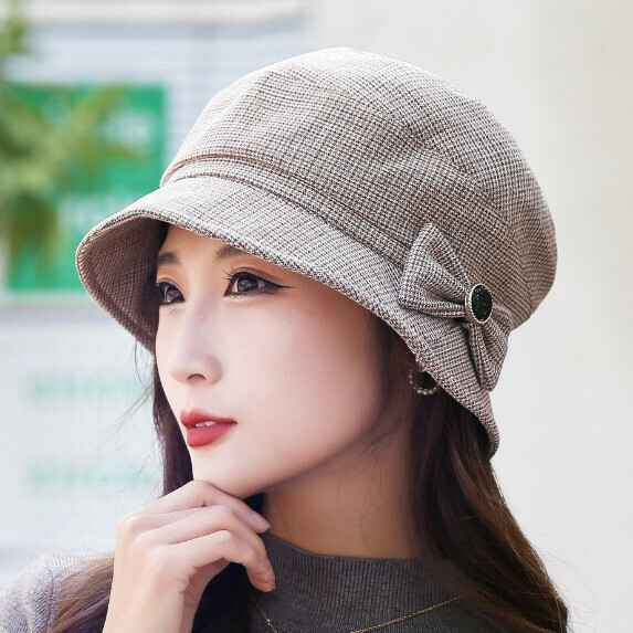 熱賣韓版圓頂格紋貝雷帽女（卡其色）