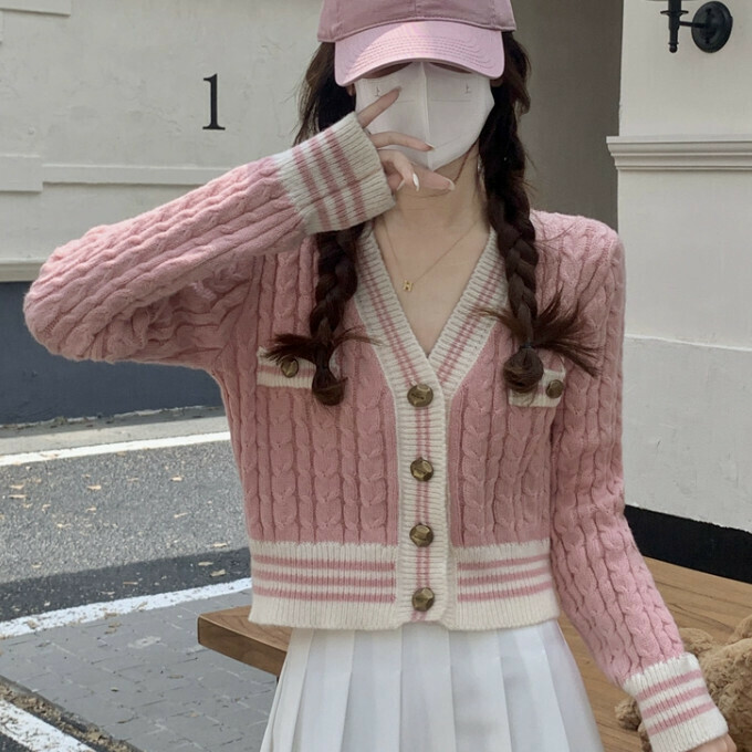 Hot selling contrasting color V-neck knitted cardigan (one size fits all) (pink)