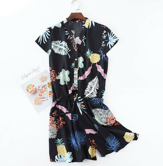 Thin cotton one-piece hakama (pineapple with leaves on black background) [M-XL size] [Contact customer service to confirm the shipping size after placing an order]
