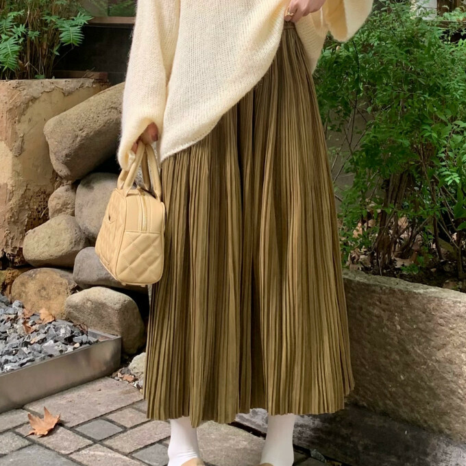 Hot selling mid-length pleated skirt (one size fits all) (mustard green)