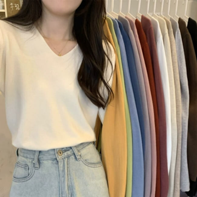 Hot selling V-neck long-sleeved bottoming shirt (one size fits all) (apricot color)