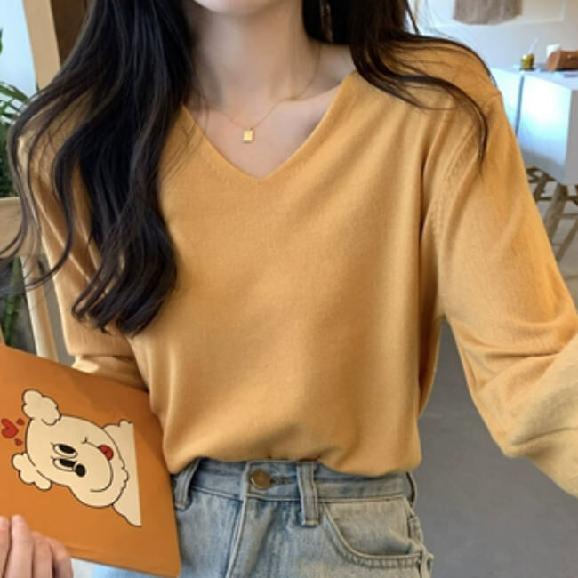 Hot selling V-neck long-sleeved bottoming shirt (one size fits all) (apricot)