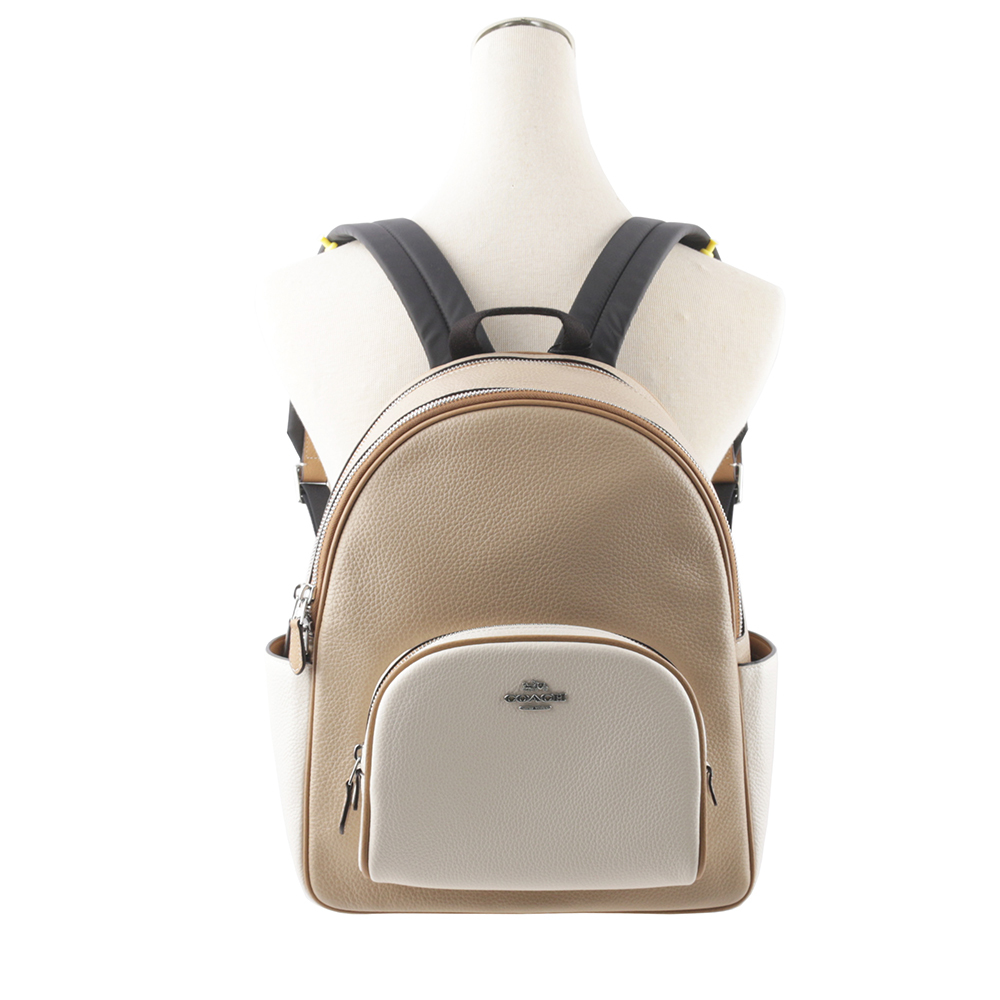 【COACH】Court 荔枝皮革撞色口袋後背包(白色/沙色) CK807 SVVFQ