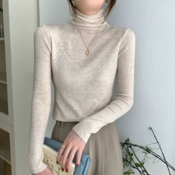 Hot selling long-sleeved knitted bottoming shirt (one size fits all) (apricot color)