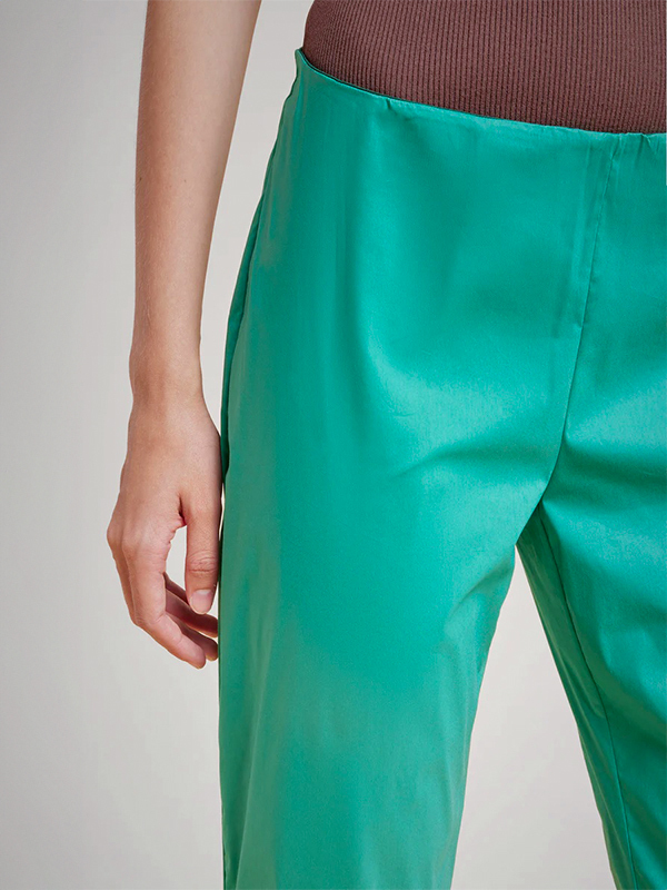 LIVIANA CONTI 喇叭內搭褲(淺綠)