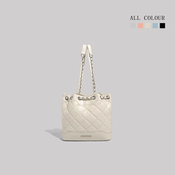 Hot Selling Chain Backpack Diamond Bucket Bag Versatile Backpack Travel Bag [White] [Size: 25cm*10cm*22cm]
