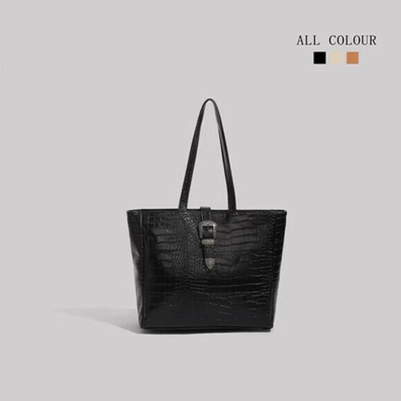 Hot selling crocodile pattern large capacity versatile shoulder bag [black] [size: 40cm*14cm*17cm]