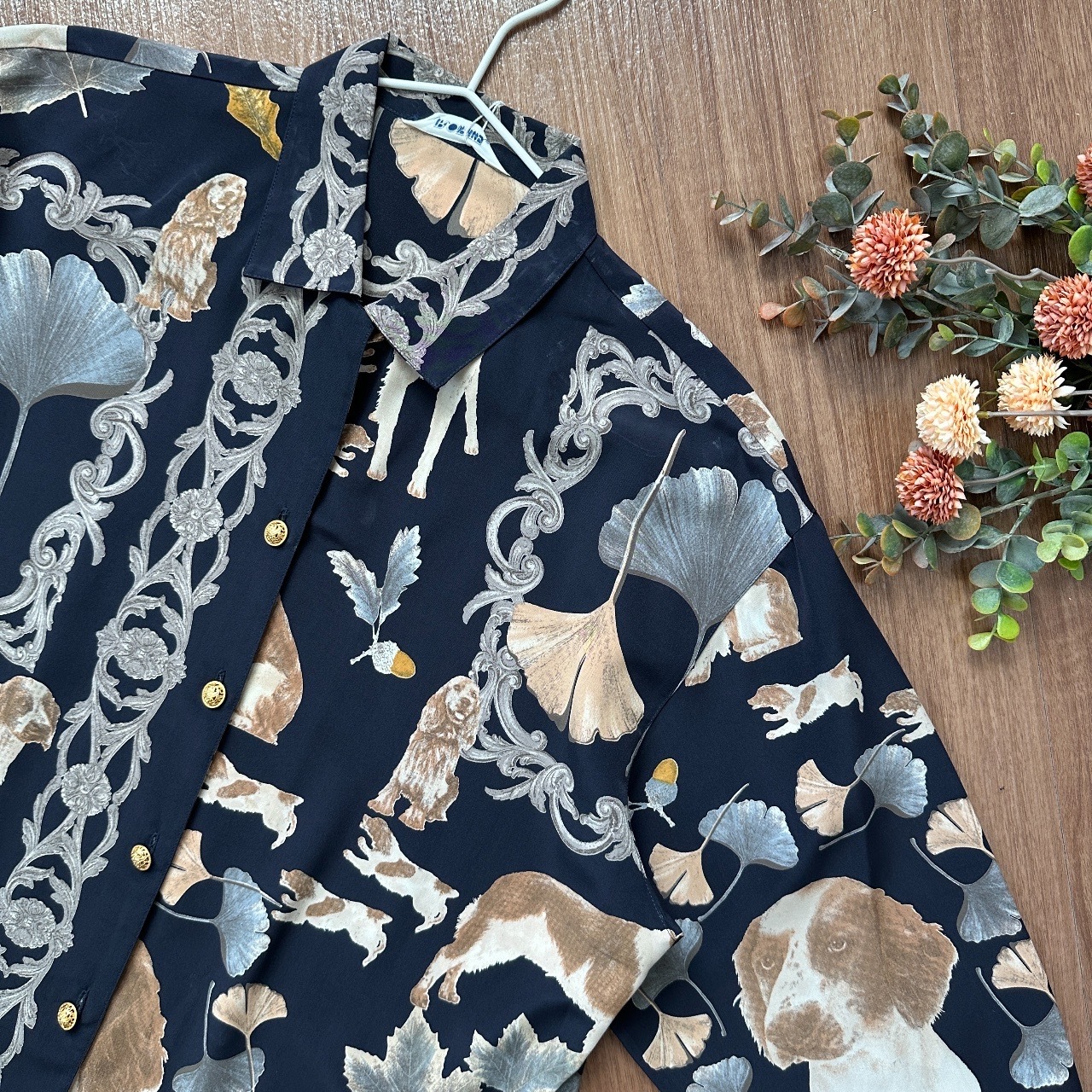 巴洛克與小狗圖案薄身長袖上衣