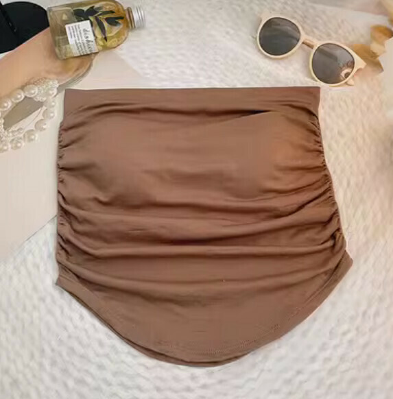 Ruffled bandeau vest with bra pad (khaki) [one size]